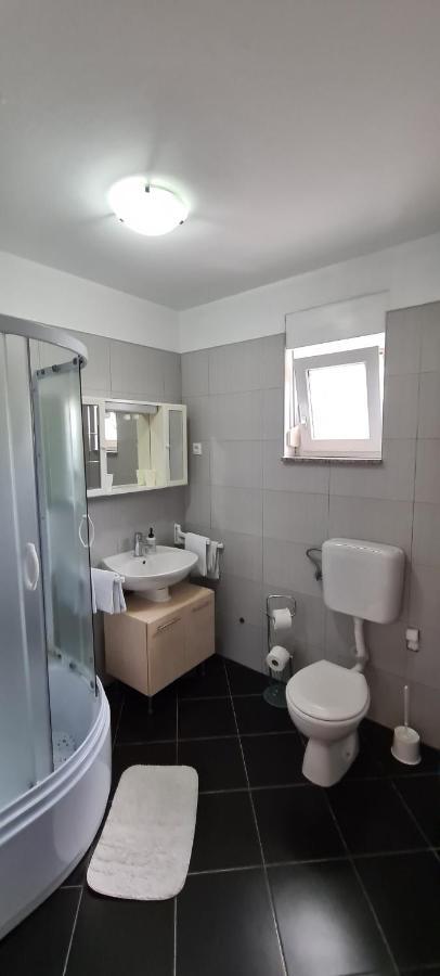 Apartmani Cesar Rtina Extérieur photo