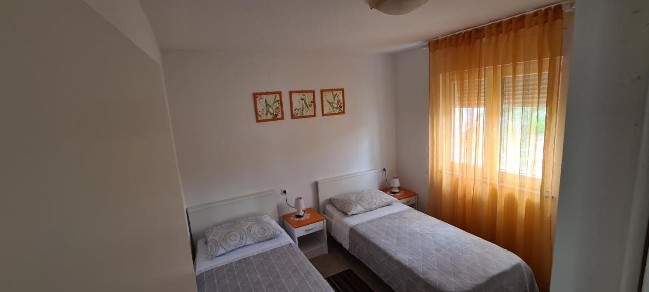 Apartmani Cesar Rtina Extérieur photo