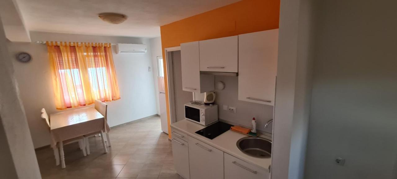 Apartmani Cesar Rtina Extérieur photo