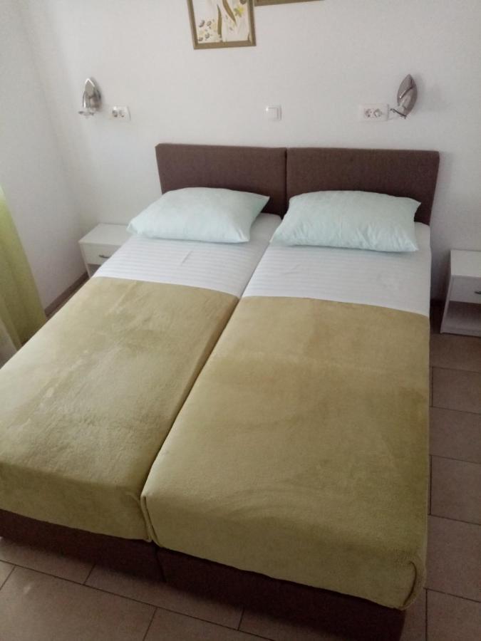 Apartmani Cesar Rtina Extérieur photo