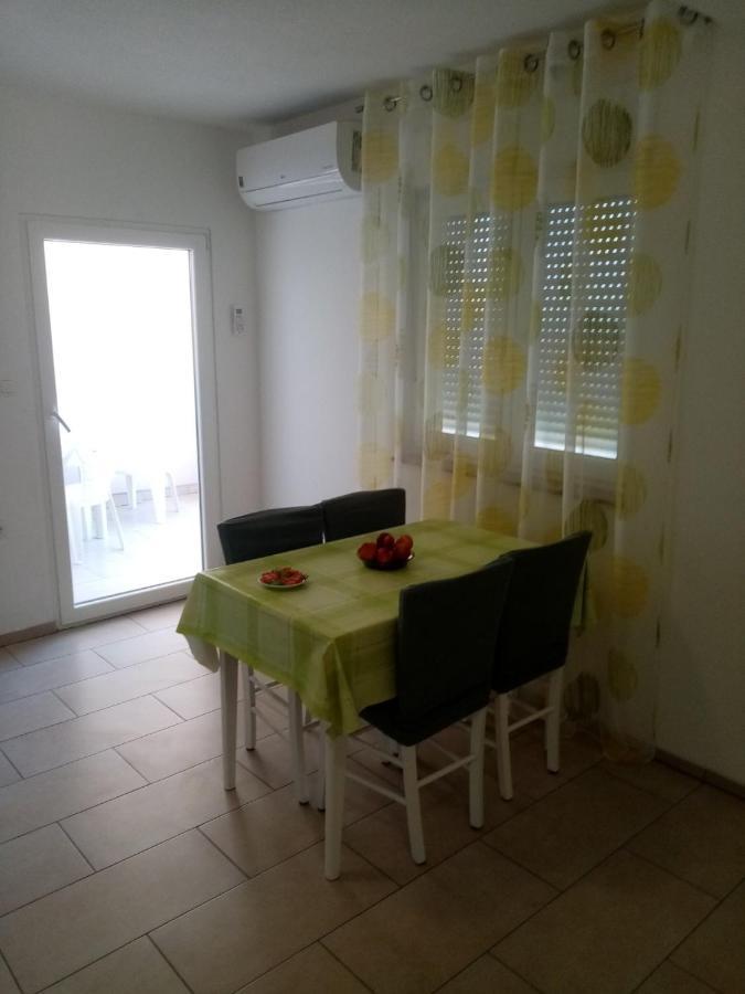 Apartmani Cesar Rtina Extérieur photo